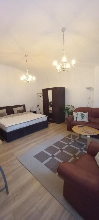 Luna Oradea Exterior photo