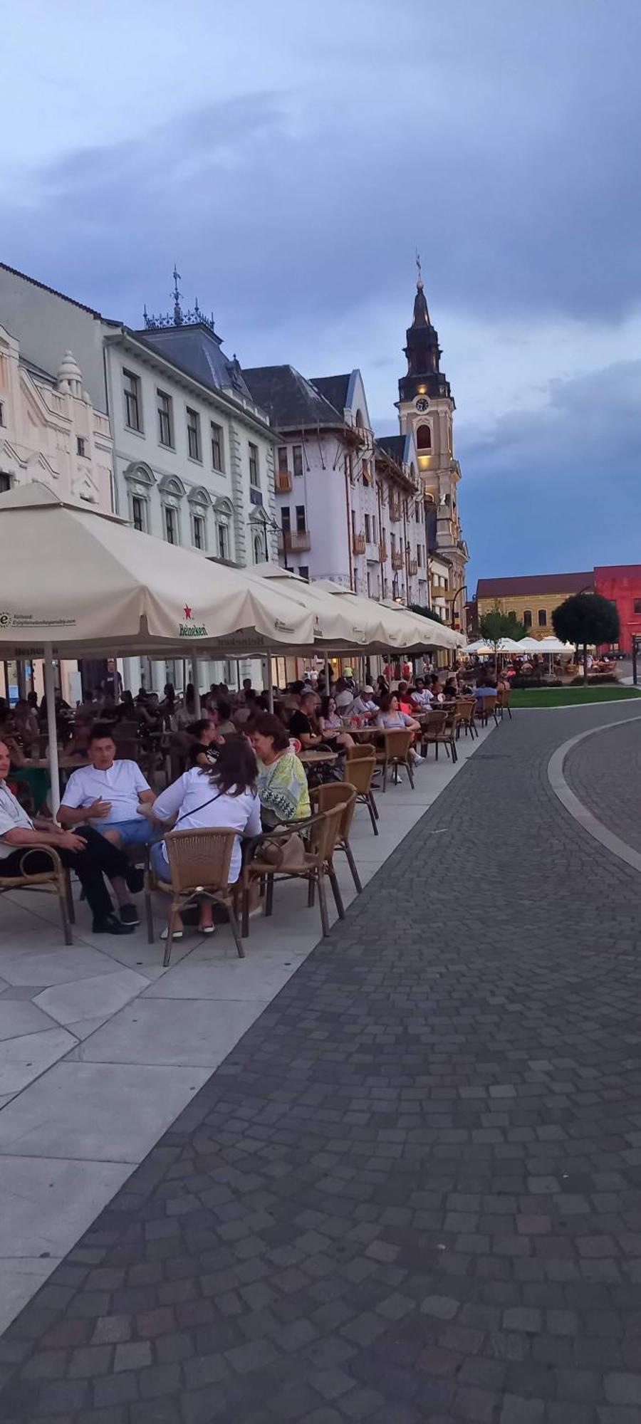 Luna Oradea Exterior photo